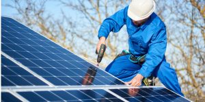 Installation Maintenance Panneaux Solaires Photovoltaïques à Pailloles